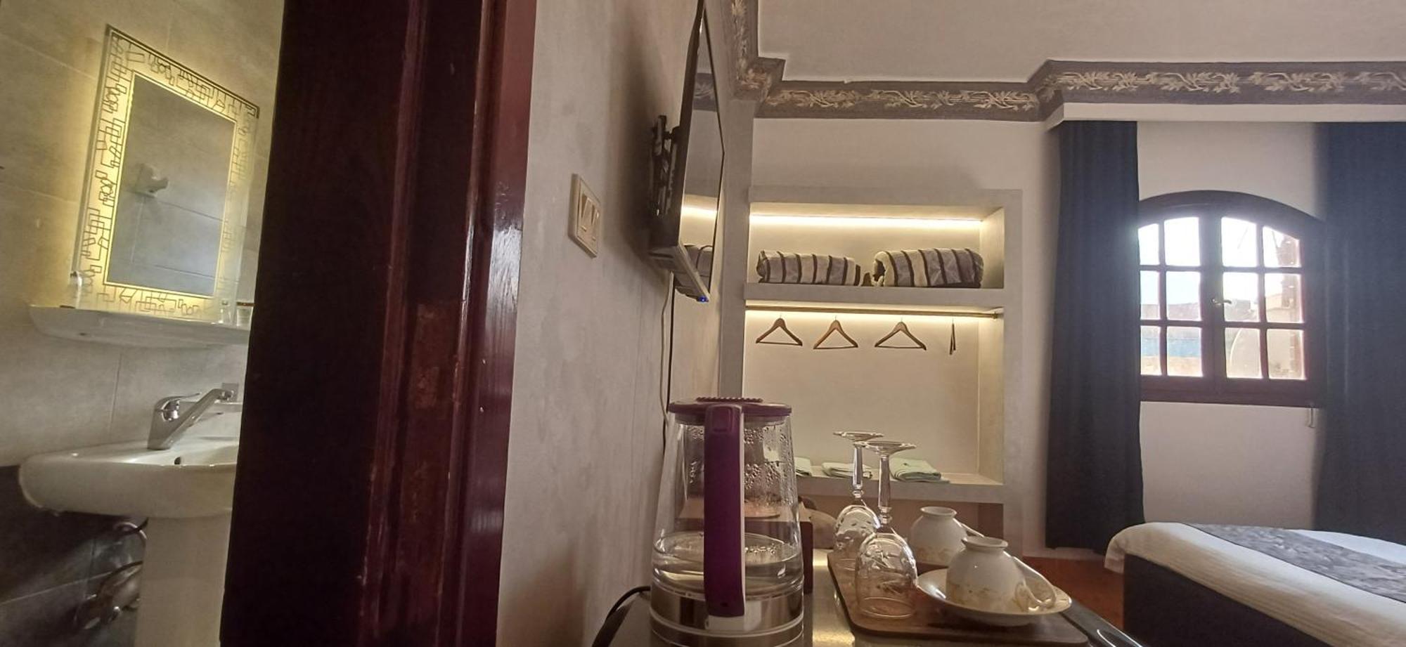 Pyramids Kingdom Hotel Kafrat al Jabal Exterior photo